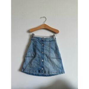Old Navy Girls Large 10-12 denim Skirt- elastic waist band, button front skirt